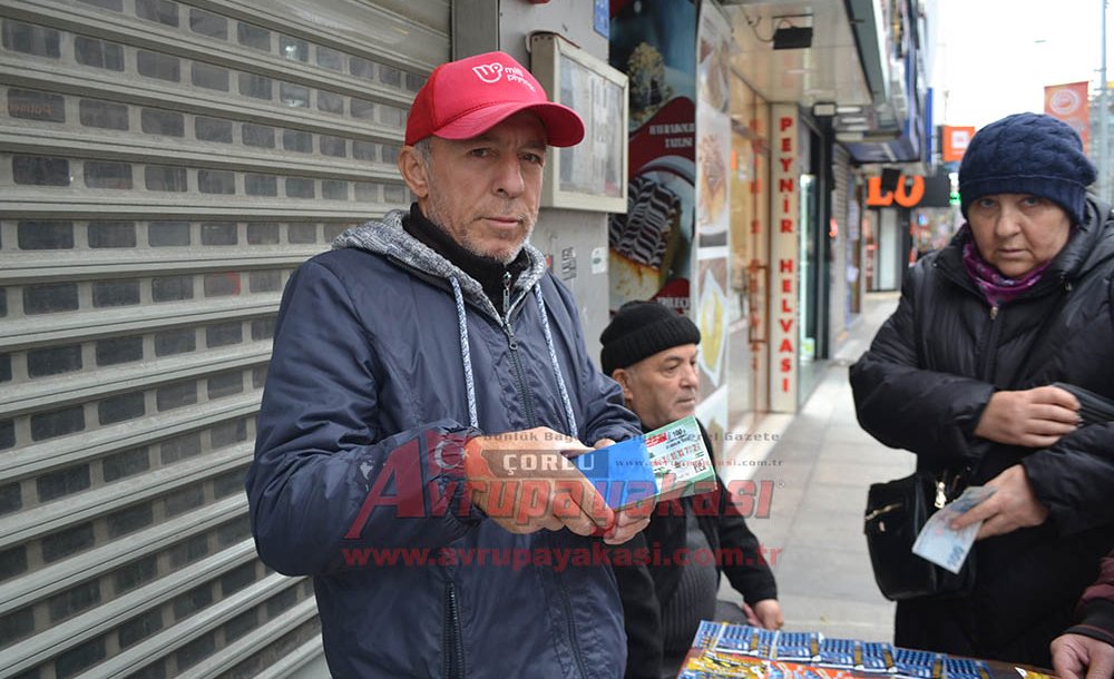 400 Milyon Liralık İkramiyeye İlgi Şimdiden Yoğun 