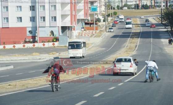 Motosikletle Ölüm Şovu