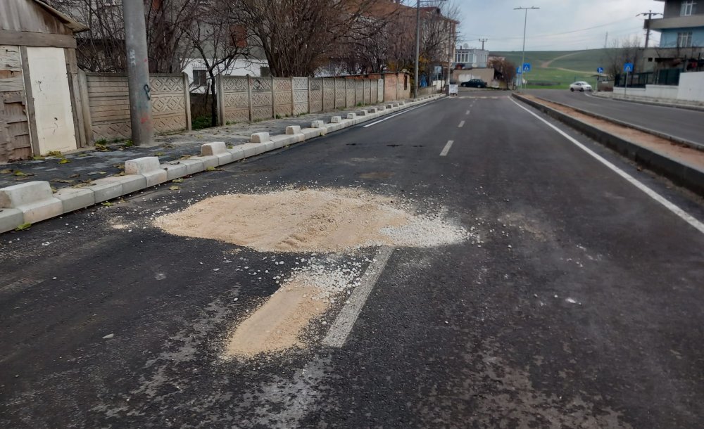 Atilla Caddesi'nde İstenmeyen Görüntü