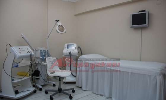Lena Güzellik Merkezi Açıldı