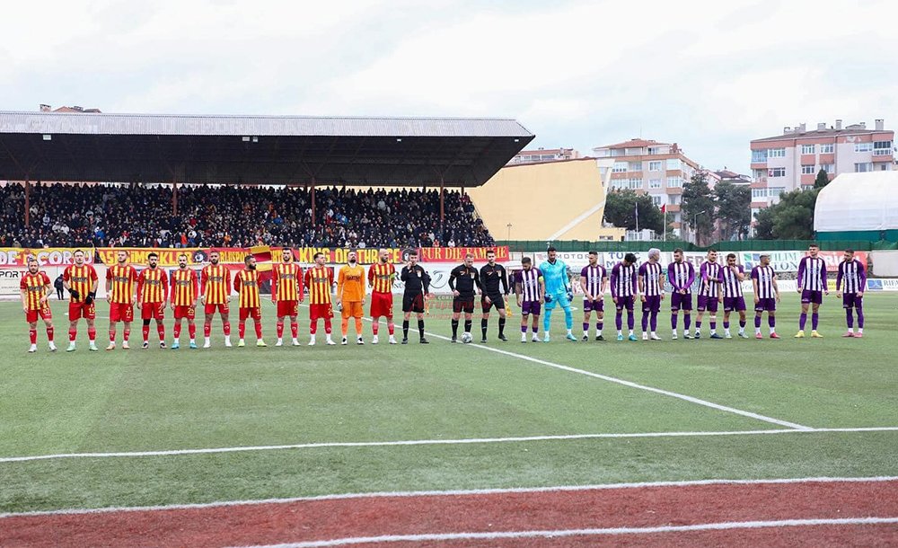 Çorluspor 1947 Adım Adım Şampiyonluğa Yürüyor 