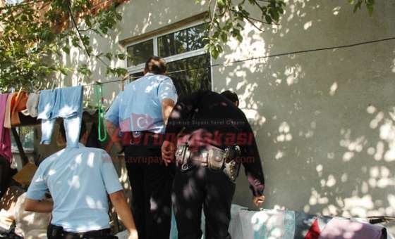 Şizofren Hastası, Ailesini Bıçakladı