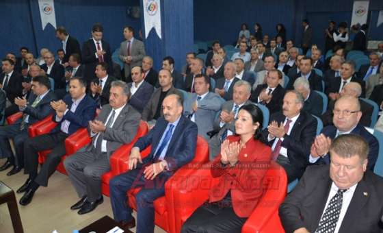 Bakanlar Yazıcı Ve Müezzinoğlu Çorlu`da   “Biz Sizin Hizmetkarınızız”