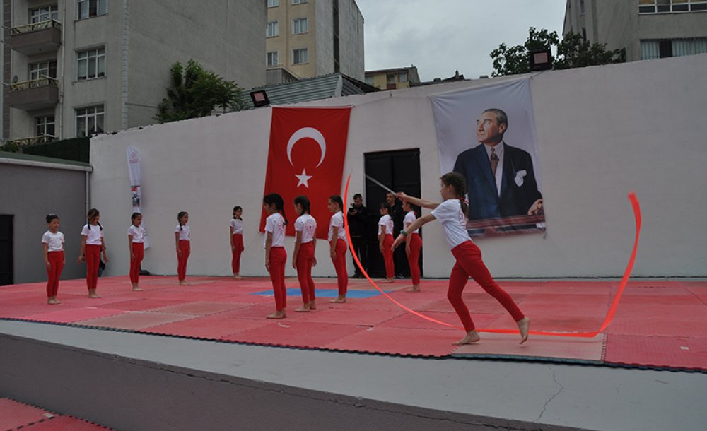 19 Mayıs Coşkuyla Kutlandı