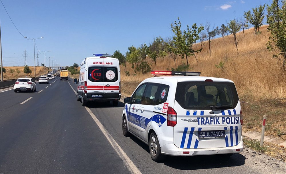 Çevre Yolundaki Kazada Araç Hurdaya Döndü