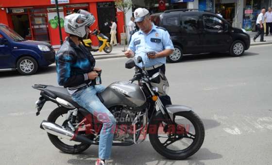Trafik Ekipleri 7/24 Çalışıyor