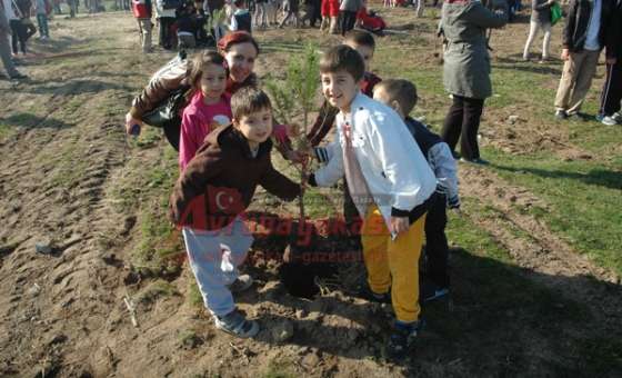 Özel Trakya Koleji`nden 90. Yıla 90 Fidan