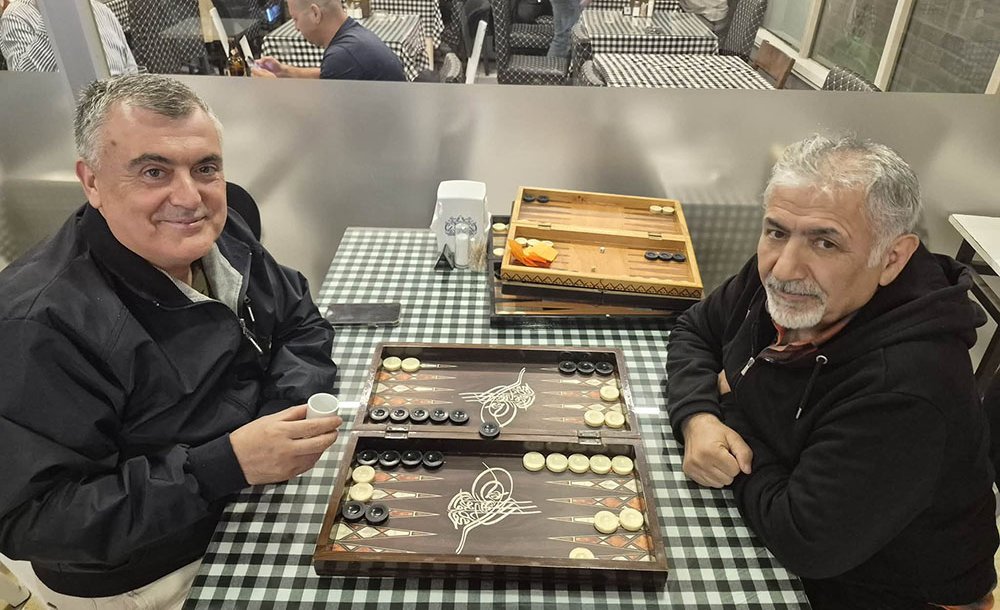 Renklerin Kardeşliği Tavla Turnuvasında Buluştu