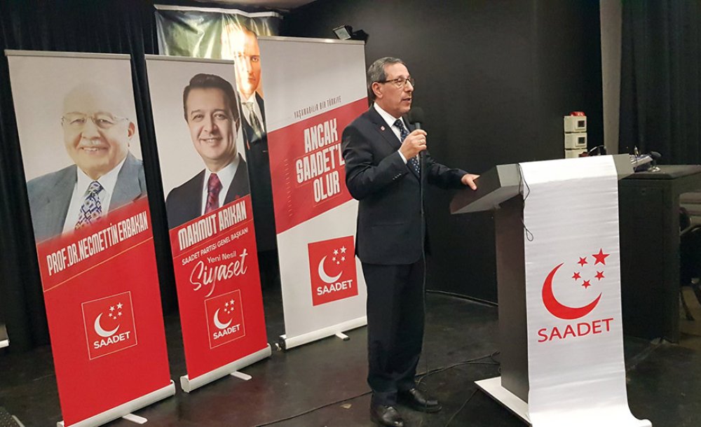 Saadet Partisi İftarda Bir Araya Geldi 