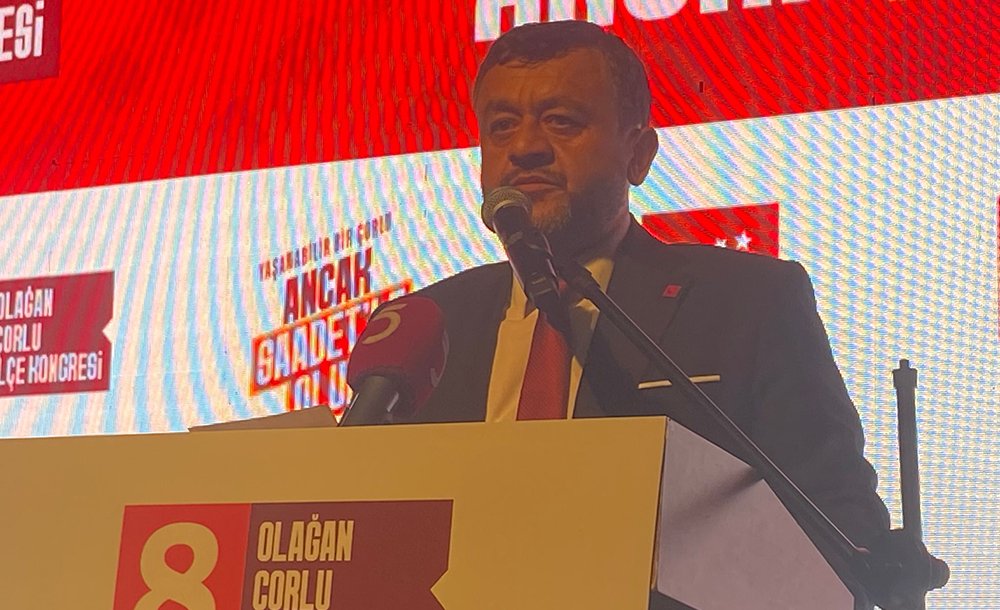 Saadet Parti̇si̇'nden Coşkulu Kongre