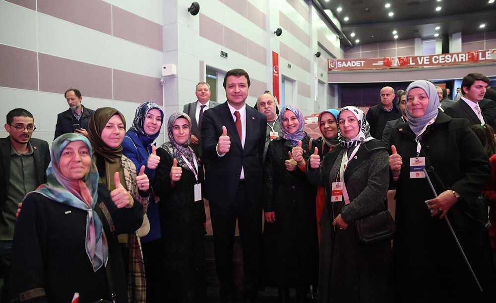 Saadet Parti̇si̇'nden Coşkulu Kongre