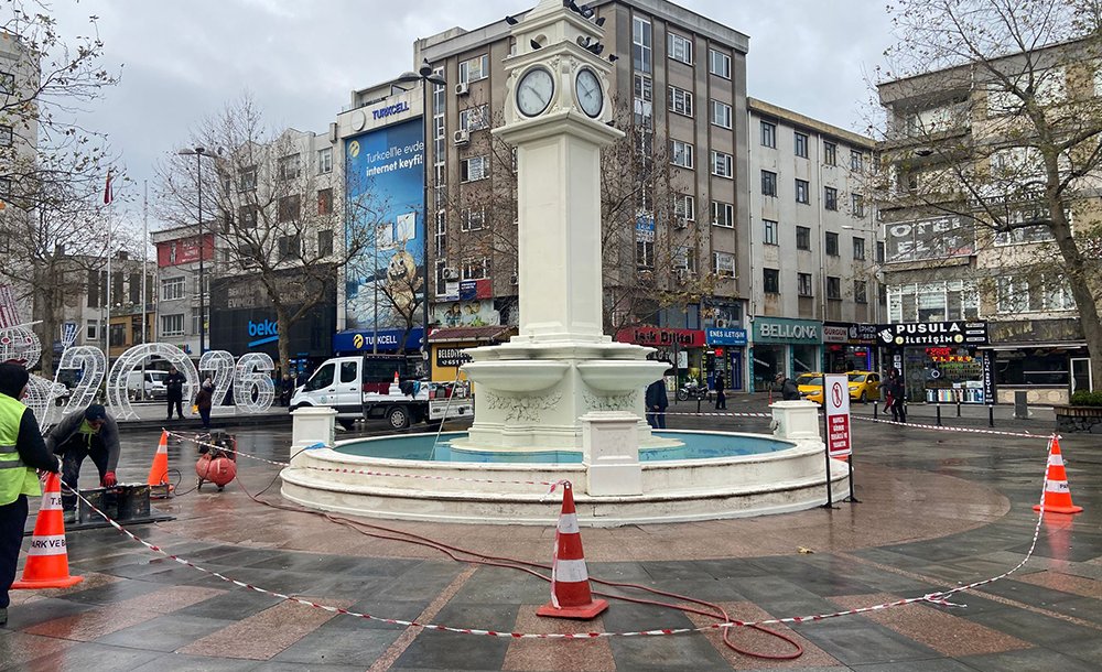 Saatli Havuza Bakım Yapıldı 