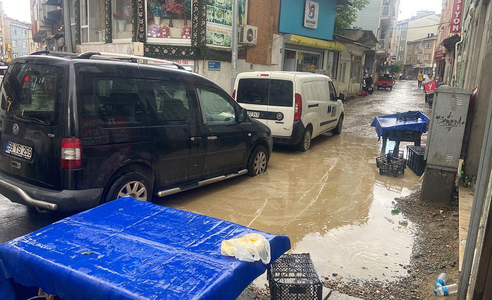Sağanak Ve Dolu Hayatı Olumsuz Etkiledi