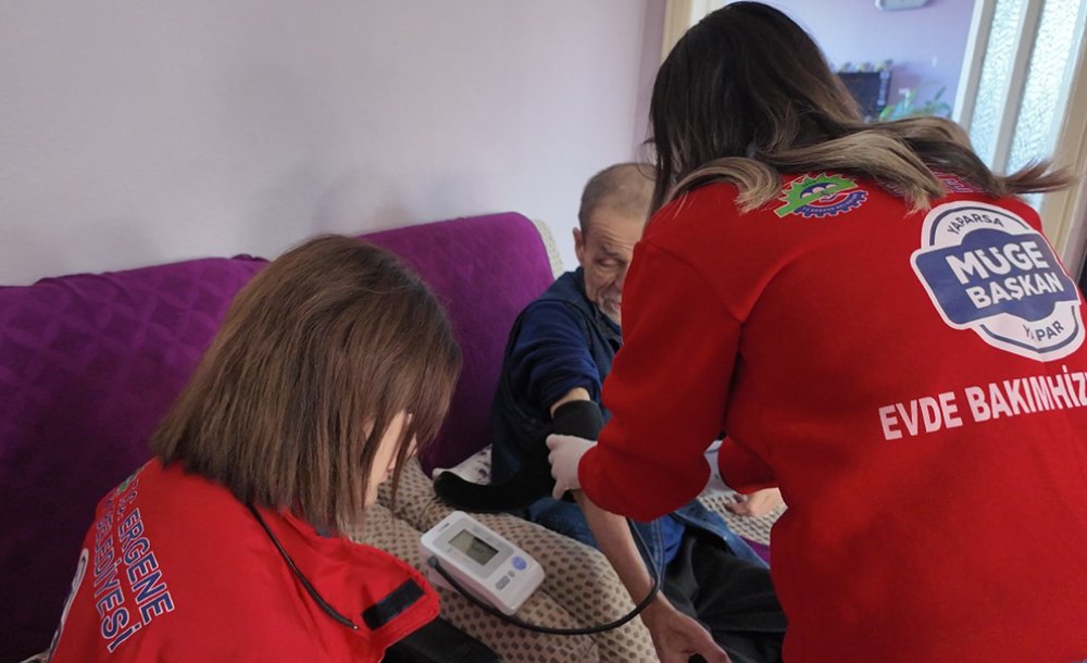 “Sağlık Ve Sosyal Hizmetlerimizle Vatandaşımızın Yanındayız”