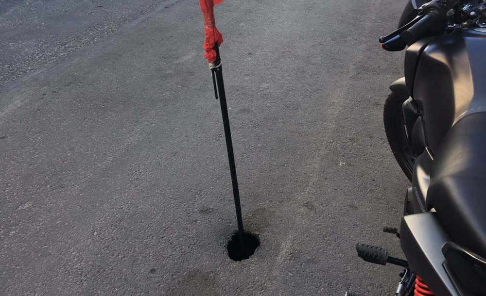 Saray Caddesinde Delik Oluştu