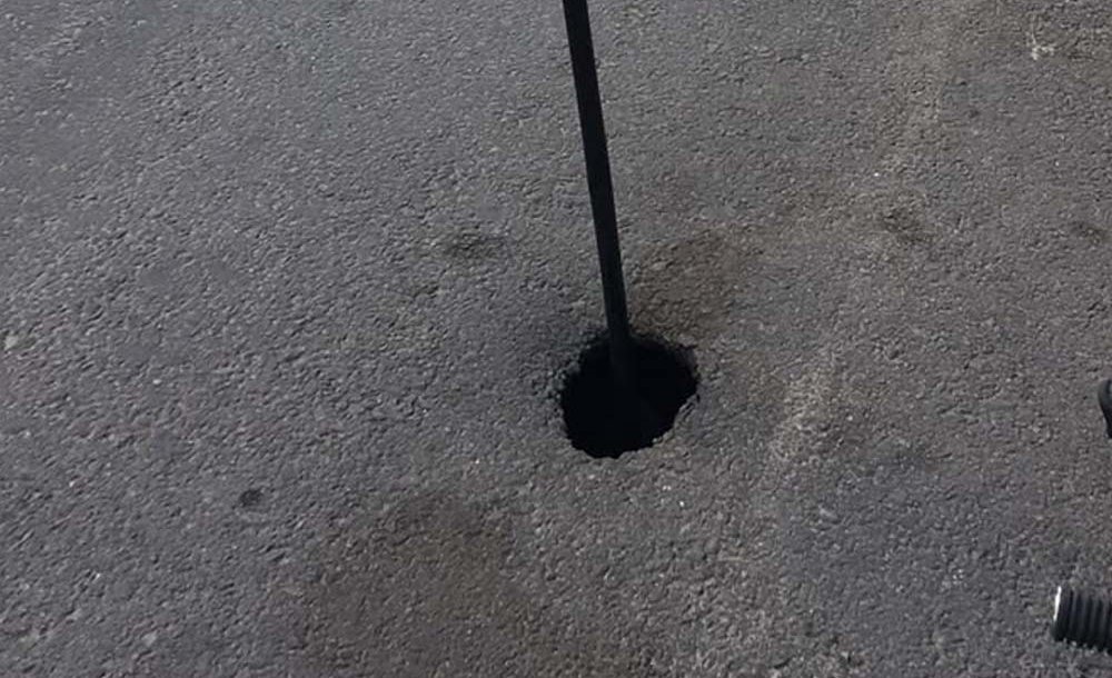 Saray Caddesinde Delik Oluştu