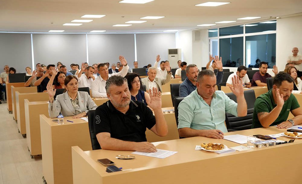 Beklenen İstifa Geldi