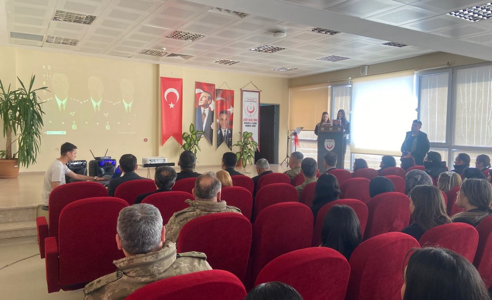 Şehit Ulaş Türk İçin Anma Töreni Düzenlendi