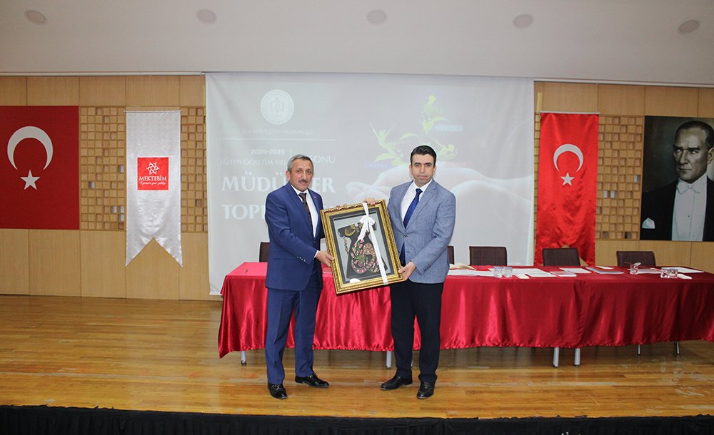 Sene Sonu Okul Müdürleri Toplantısı Yapıldı 