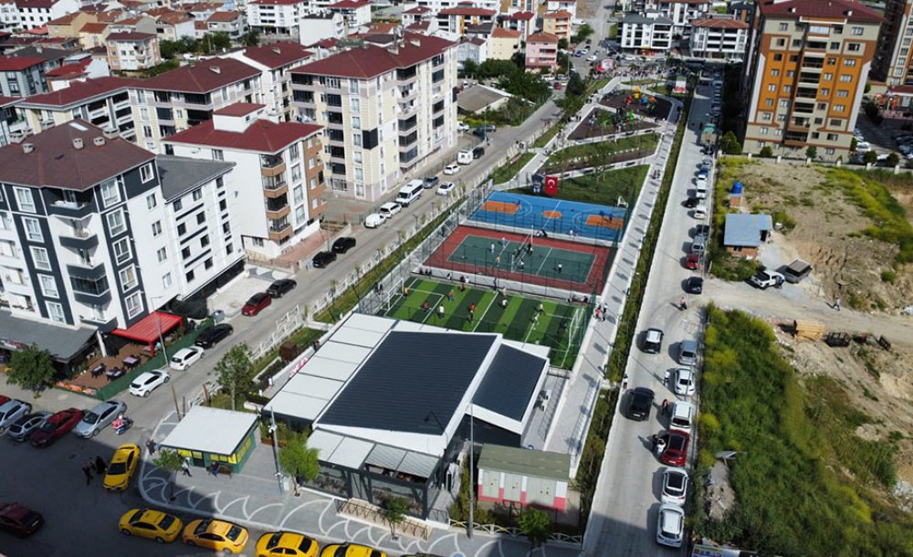 Şeyh Si̇nan Mahallesi̇ne Ferdi̇ Zeyrek Parki Açildi 
