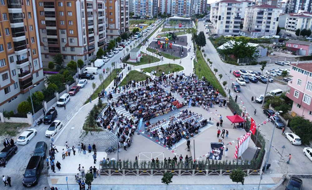 Şeyh Si̇nan Mahallesi̇ne Ferdi̇ Zeyrek Parki Açildi 