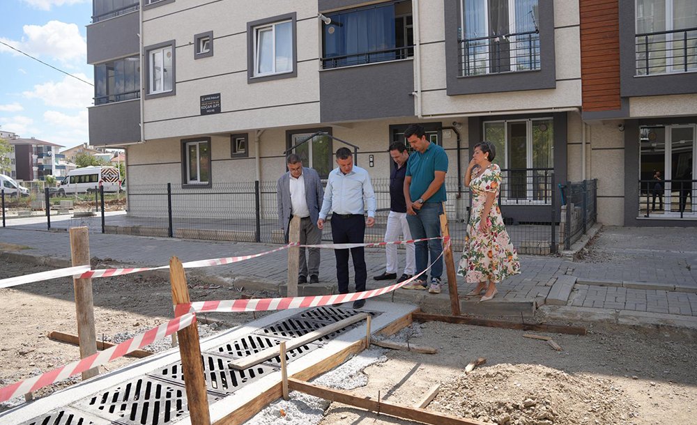 Şeyhsinan Ve Hürriyet Mahallelerindeki Çalışmaları İnceledi