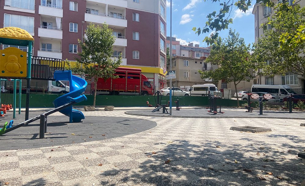 Sıcak Havalarda Parklar Bomboş Kaldı