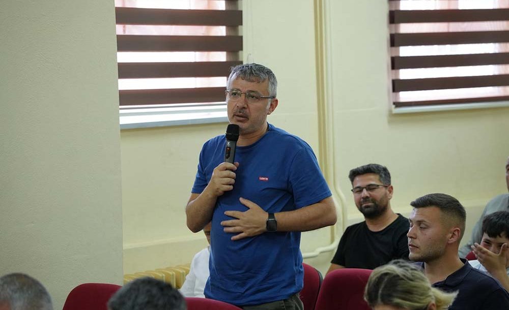 Silahtarağa Mahallesinde Toplantı Yapıldı 