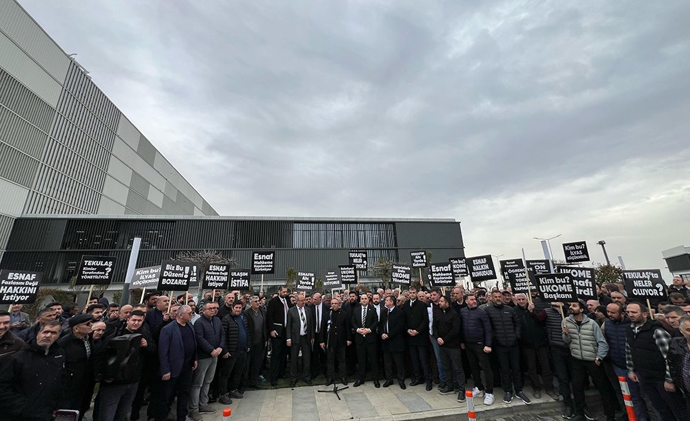 Şoför Esnafından Büyükşehir Önünde Protesto