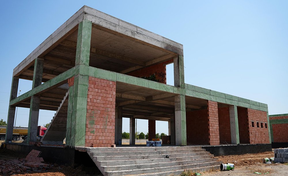 Sosyal Tesis İnşaatını İnceledi