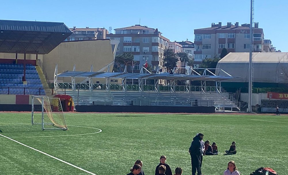 Stada 480 Kişilik Ek Tribün Yapılıyor