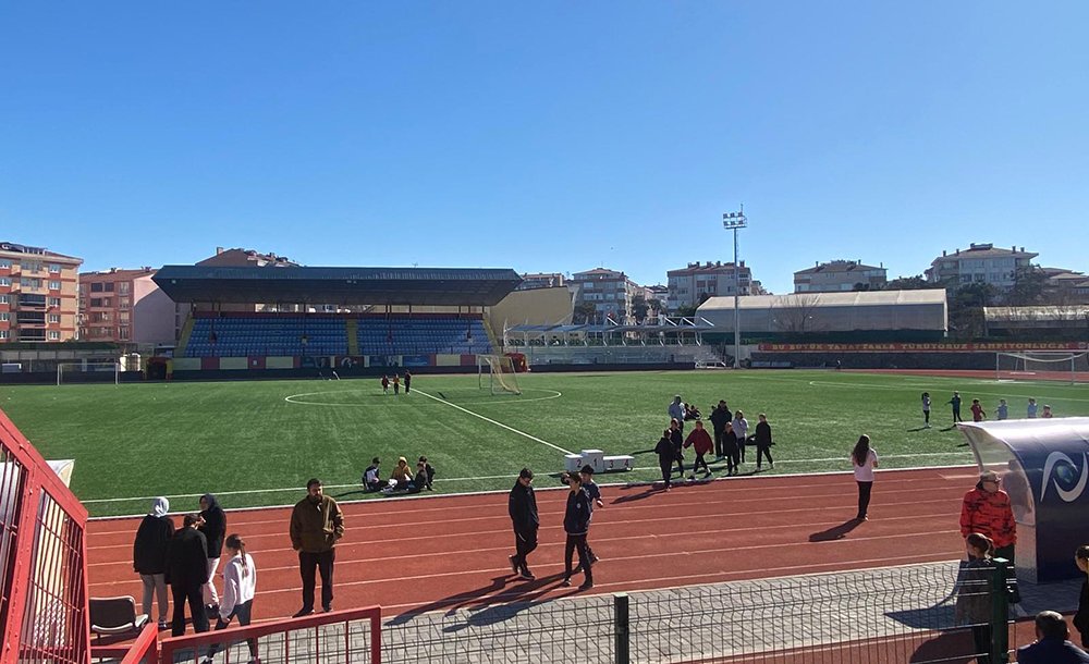 Stada 480 Kişilik Ek Tribün Yapılıyor