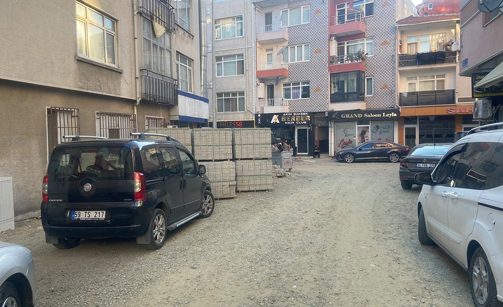 Süre Bi̇tti̇, Çalışmalar İse Bi̇tmedi̇ 