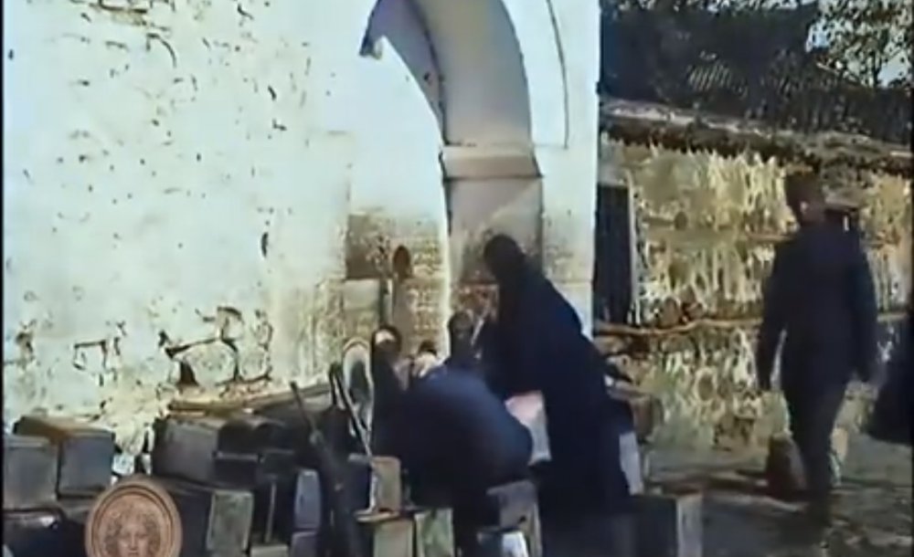 Tarihi Çeşme Suya Kavuşacağı Günü Bekliyor