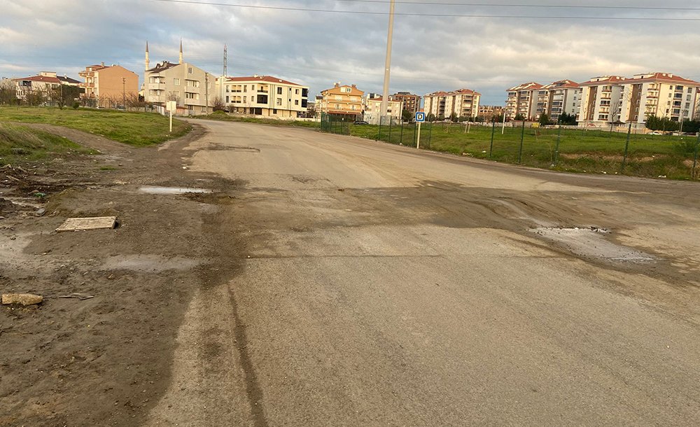 Teski'nin Kazdığı Yol Tehlike Saçıyor 