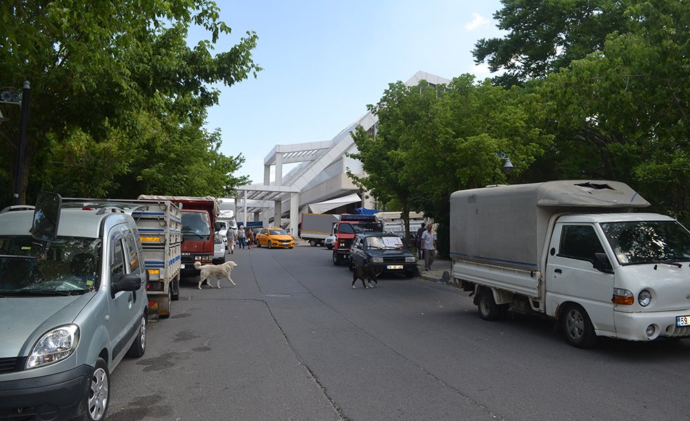Trafik Keşmekeşliği Yıllardır Sürüyor 