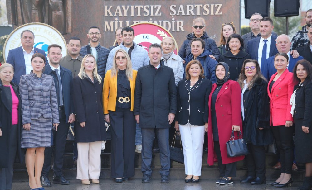 Türk Kadınının 91 Yıllık Aydınlık Yürüyüşü Çorlu'da Gururla Kutlandı