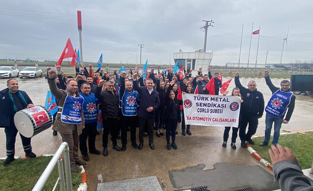 Türk Metal Çorlu Şubesi'nde Bayram Coşkusu