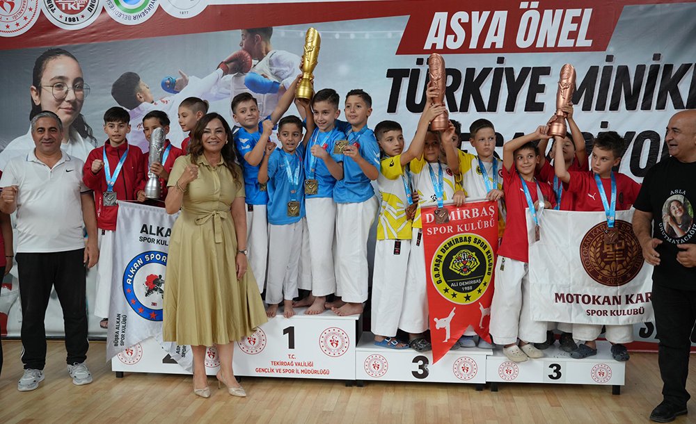 Türkiye Karate Şampiyonası Çorlu'da Düzenlendi 