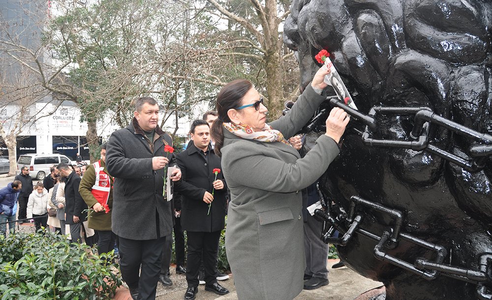 Uğur Mumcu Çorlu'da Anıldı