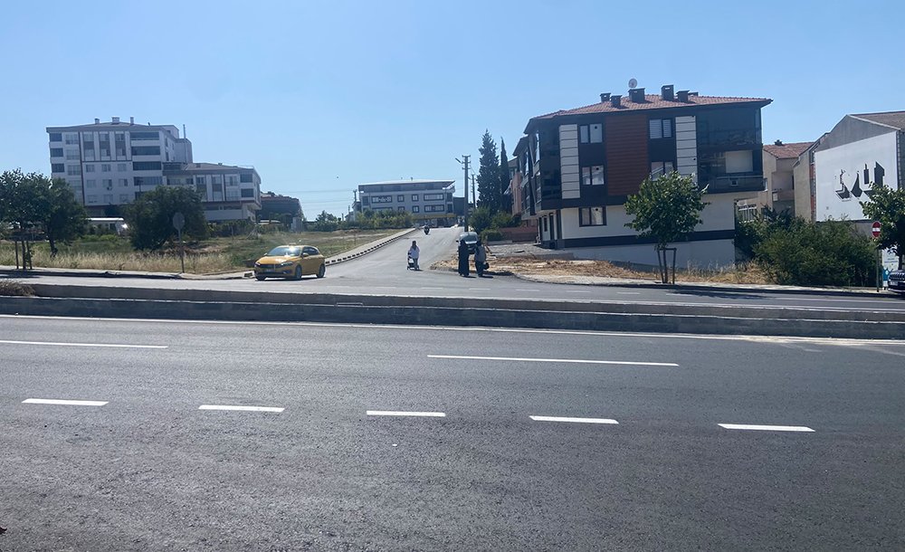 Ulaşımda Mahallenin Can Damarı Kesildi 