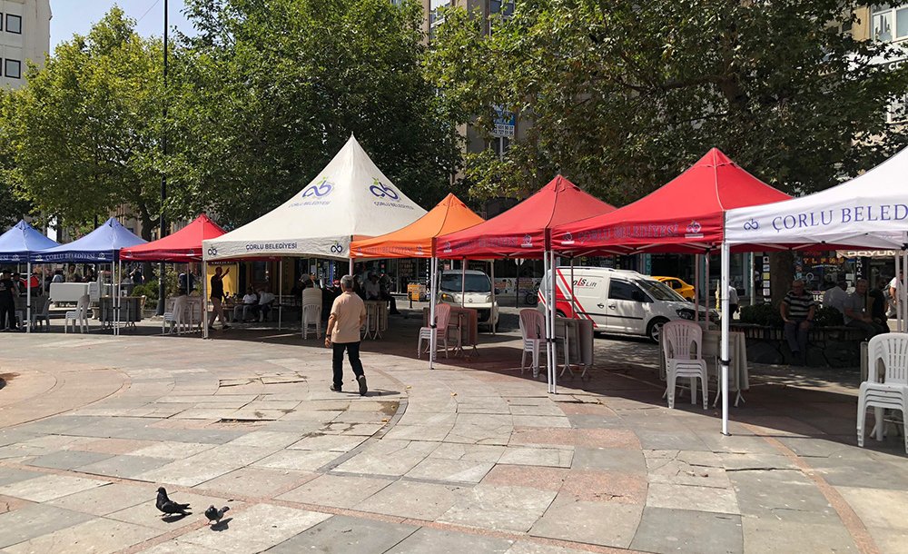 Üniversite Tanıtım Günleri İçin Stantlar Açıldı 