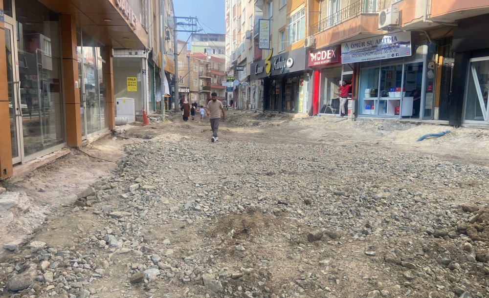 Uzayan Yol Çalışmaları Çileye Dönüştü