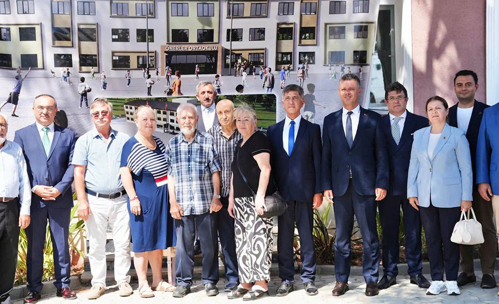 Vali Soytürk Temel Atma Törenine Katıldı 