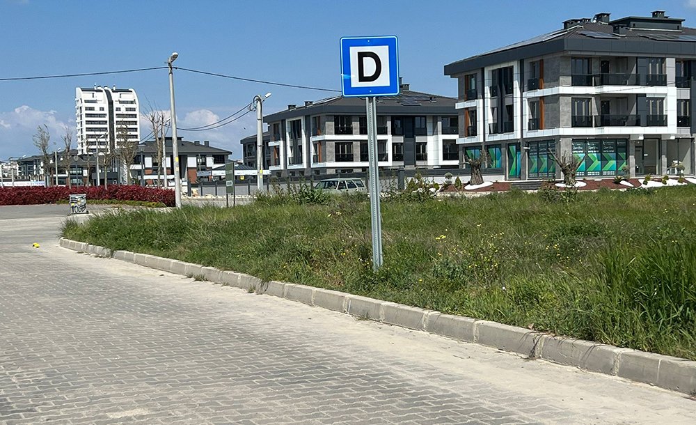 Vatandaş Korunaklı Durak İstiyor