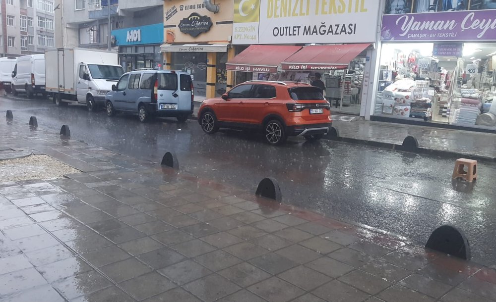 Yağan Yağmur Herkesi Sevindirdi 