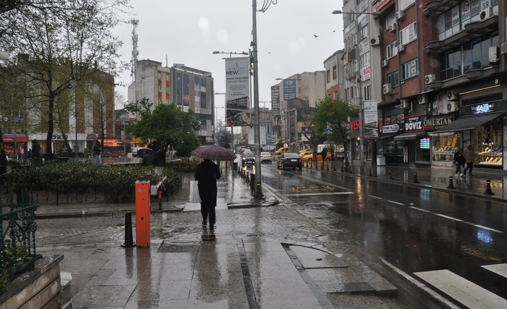 Yağan Yağmur Herkesi Sevindirdi 