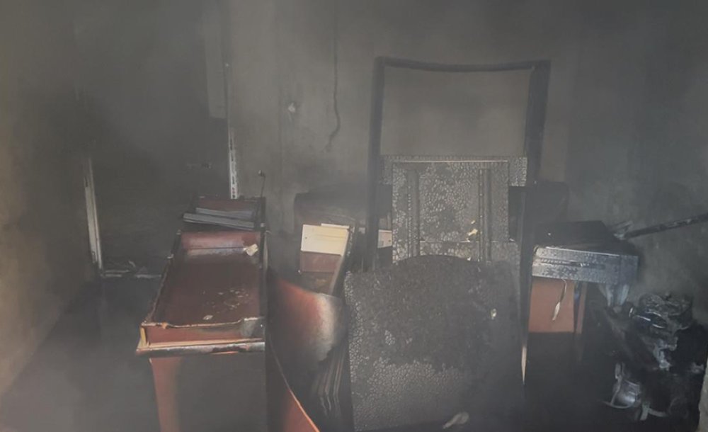 Yangin Mahalle Saki̇nleri̇ni̇ Korkuttu 