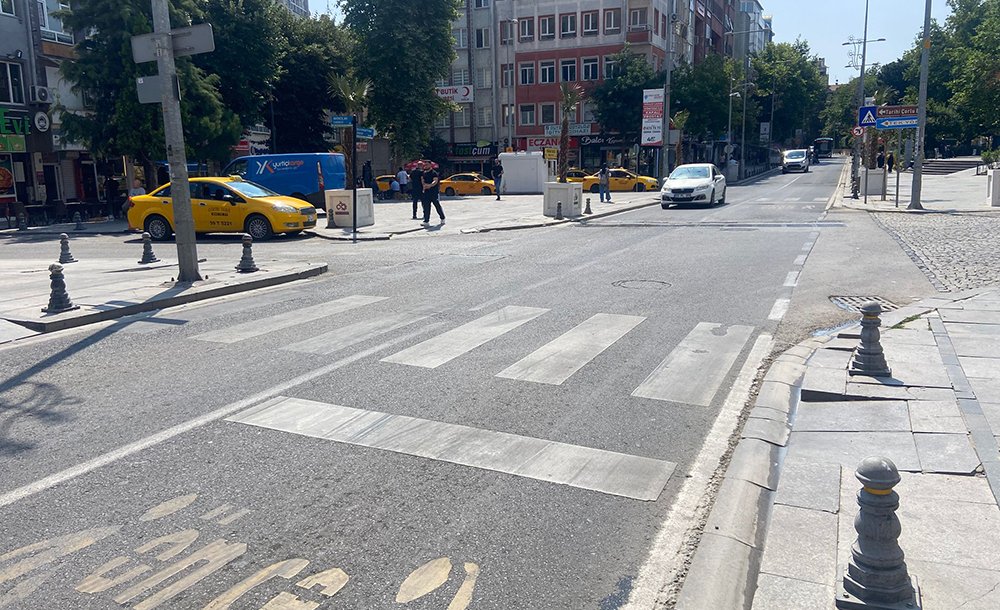 Yaya Geçitleri Yeniden Boyansın 