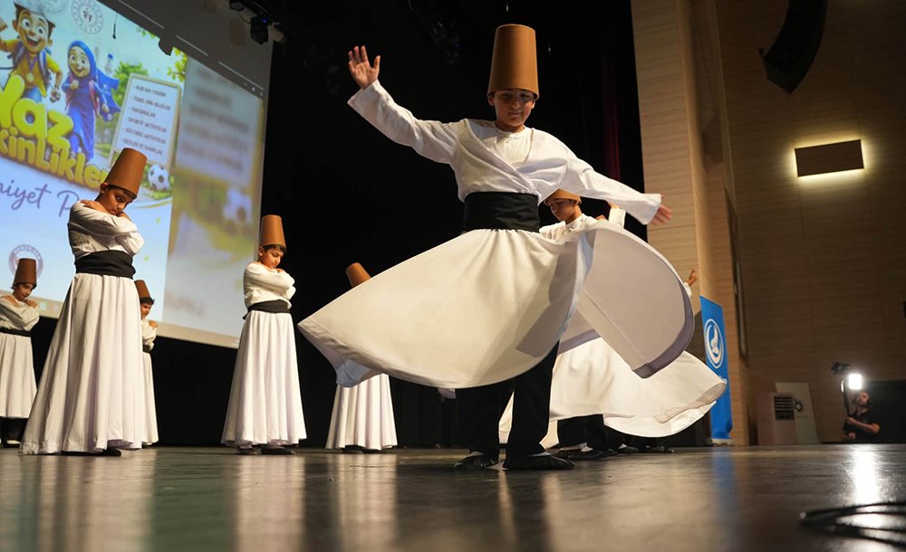 Yaz Okulları Mezuniyet Töreni Düzenlendi